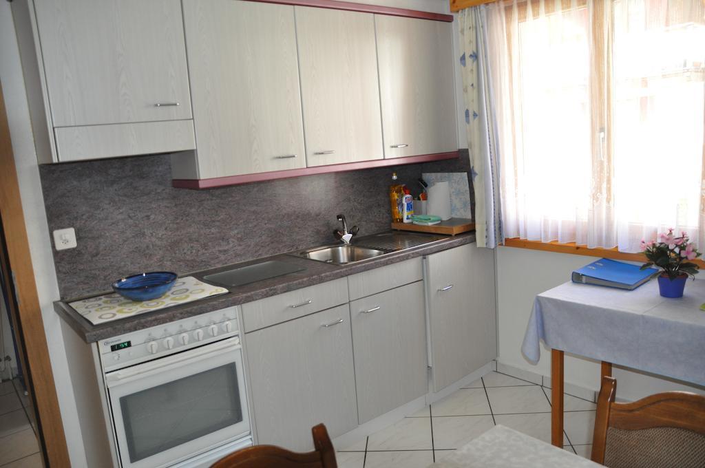 Apartmenthaus Holiday Saas-Fee Habitación foto